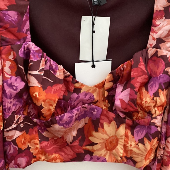 EN SAISON Women’s Floral Sweetheart neckline Long Sleeve Crop Top Size XS - Picture 3 of 9